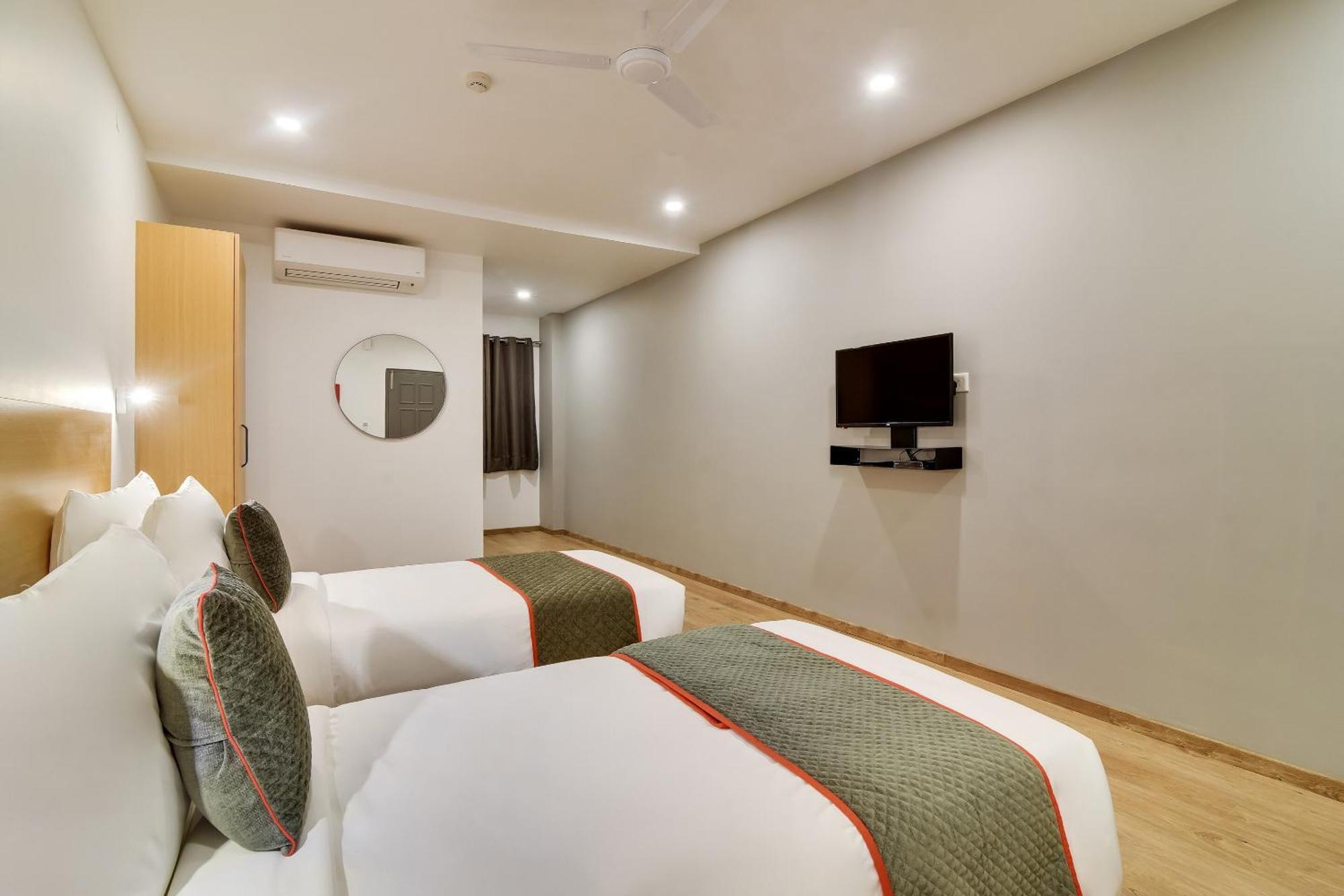 Townhouse Kovilambakkam Chennai Exterior foto